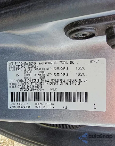 2017 Toyota Tundra Sr5 z USA, uszkodzony, nr VIN 5TFDW5F18HX675076